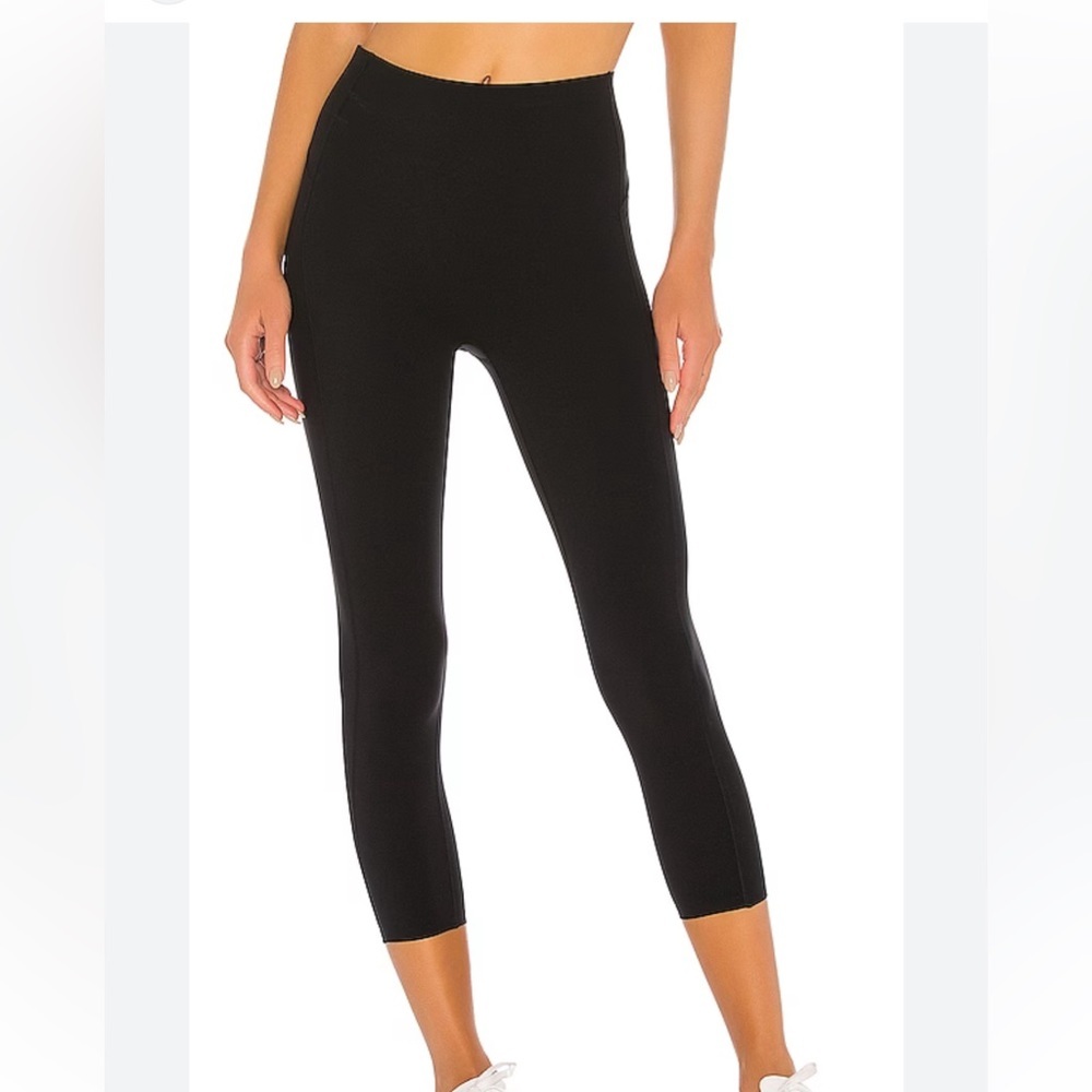 Spanx Cropped Icon Leggings in Very Black NWT Size 1X